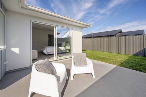 Photo of property in 10 Cassin Place, Taradale, Napier, 4112