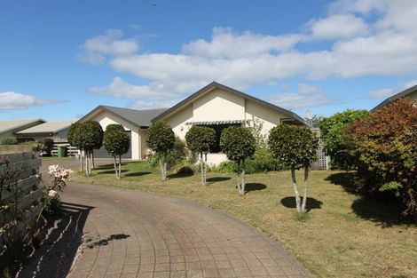 Photo of property in 8 Takawai Place, Nukuhau, Taupo, 3330