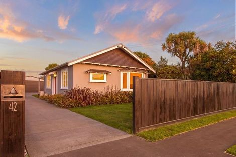 Photo of property in 42 Petrie Street, Richmond, Christchurch, 8013