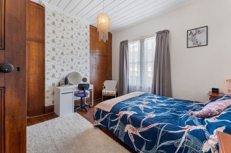 Photo of property in 228 Devon Street West, New Plymouth, 4310