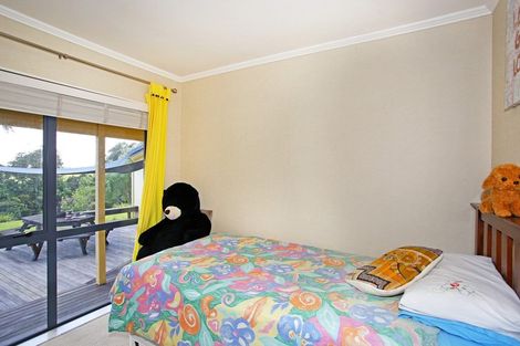 Photo of property in 166 Holmes Road, Waiuku, 2682