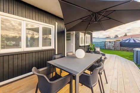 Photo of property in 7a-b Jull Crescent, Waipukurau, 4200