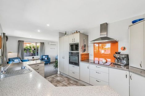 Photo of property in 18 Stanwood Grove, Darfield, 7510