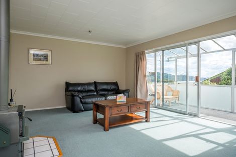 Photo of property in 33 Gorman Street, Macandrew Bay, Dunedin, 9014