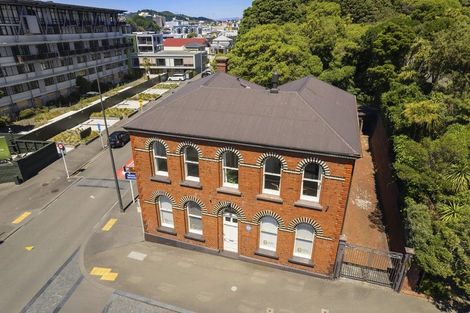 Photo of property in 13 Buckle Street, Mount Cook, Wellington, 6011