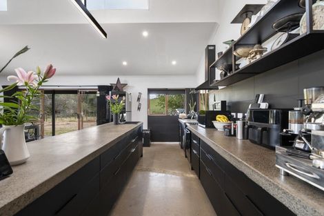 Photo of property in 315b Ashhurst Road, Bunnythorpe, Palmerston North, 4481