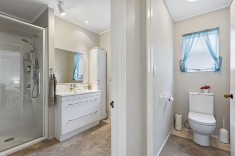 Photo of property in 1a Walmer Grove, Bell Block, New Plymouth, 4312