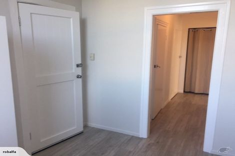 Photo of property in 2/45 Stanley Street, Berhampore, Wellington, 6023