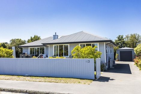 Photo of property in 43 Rawson Street, New Brighton, Christchurch, 8083
