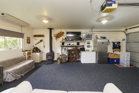 Photo of property in 29 Ngahere Park Road, Turitea, Palmerston North, 4472