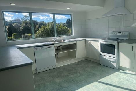 Photo of property in 2/7 Marbeth Court, Botany Downs, Auckland, 2010