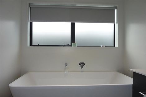 Photo of property in 27 Edwin Ebbett Place, Wigram, Christchurch, 8025