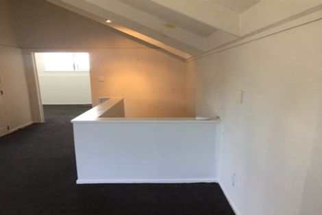 Photo of property in 2a/66 Mount Eden Road, Mount Eden, Auckland, 1024