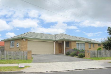 Photo of property in 21 Morewa Place, Takanini, 2112