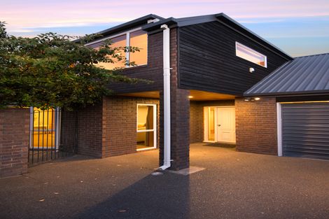 Photo of property in 376a Memorial Avenue, Burnside, Christchurch, 8053