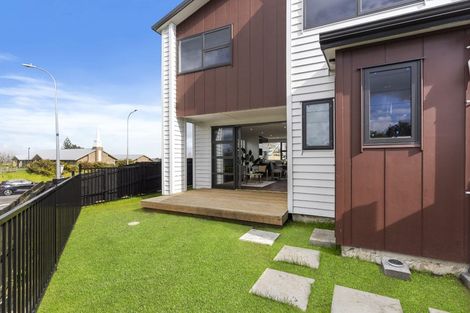 Photo of property in 67f Stratford Road, Manurewa, Auckland, 2105
