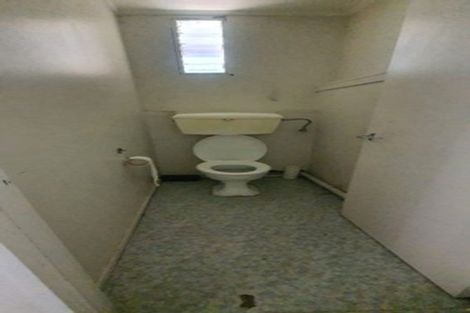 Photo of property in 149 Reeves Road, Pakuranga Heights, Auckland, 2010