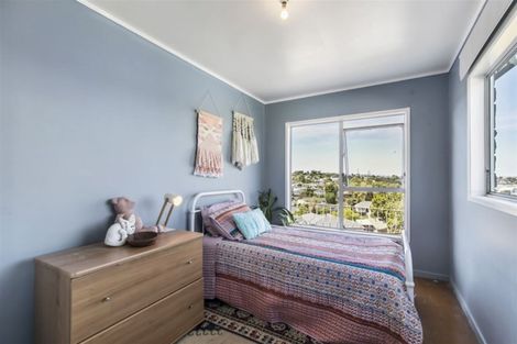 Photo of property in 28 Weldene Avenue, Glenfield, Auckland, 0629