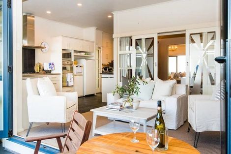 Photo of property in 81 The Esplanade, Westshore, Napier, 4110