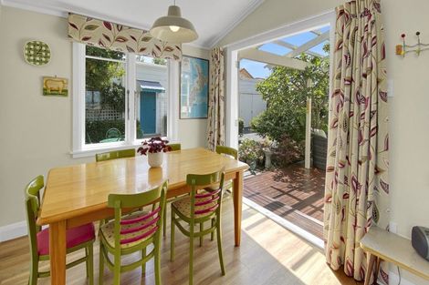 Photo of property in 36 The Esplanade, Westshore, Napier, 4110