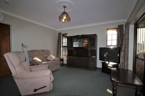 Photo of property in 3 Beresford Street, Alexandra, 9320