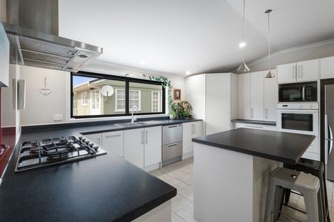 Photo of property in 30 Willoughby Street, Paeroa, 3600