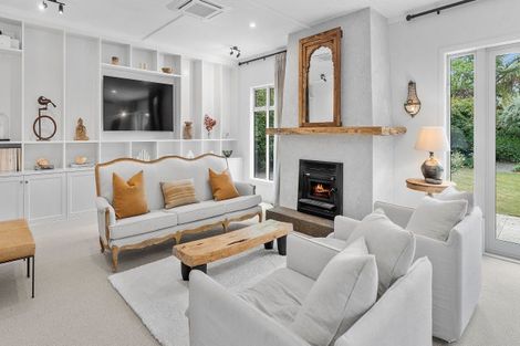 Photo of property in 17b Jellicoe Street, Greytown, 5712