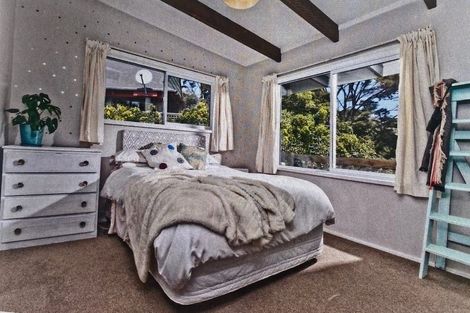 Photo of property in 2/26 Bryers Place, Bayview, Auckland, 0629