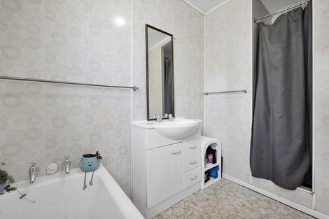 Photo of property in 42 Puriri Street, Hawera, 4610