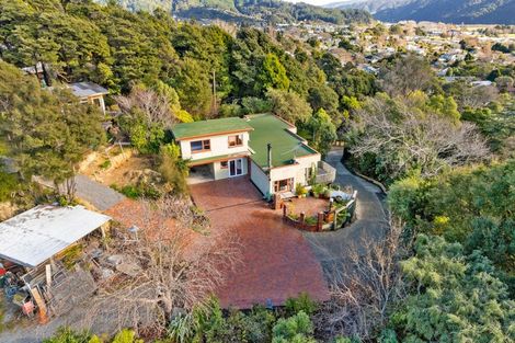 Photo of property in 84 Heretaunga Square, Silverstream, Upper Hutt, 5019