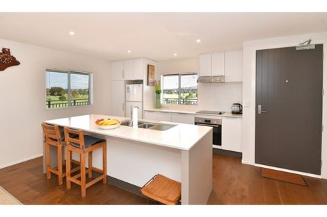 Photo of property in 312/252 Centreway Road, Orewa, 0931