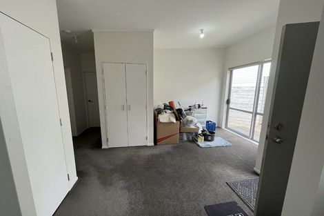 Photo of property in 8 Oreil Avenue, West Harbour, Auckland, 0618