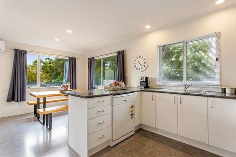 Photo of property in 34a Birdwood Road, Swanson, Auckland, 0612