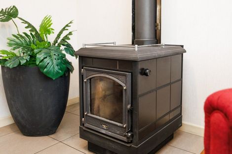 Photo of property in 88 Warwick Street, Feilding, 4702