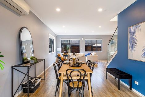 Photo of property in 6 Barrique Road, Kumeu, 0810