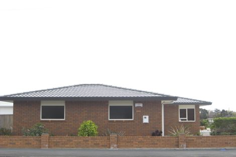 Photo of property in 154 Tukapa Street, Westown, New Plymouth, 4310