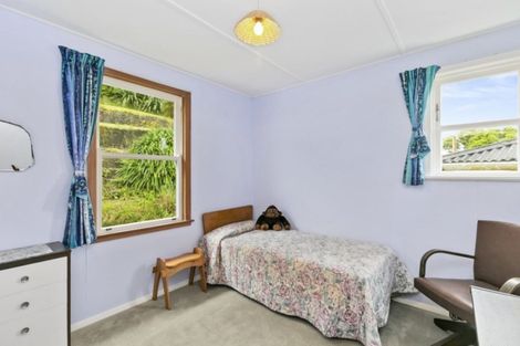 Photo of property in 4 Montgomery Avenue, Karori, Wellington, 6012