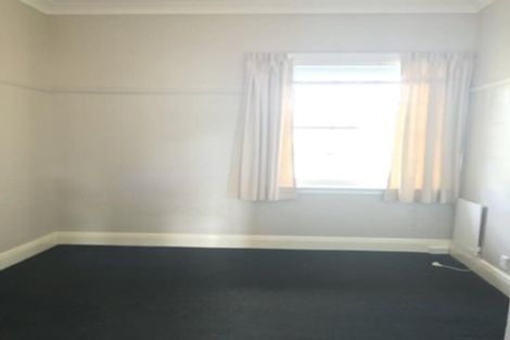 Photo of property in Fire Station Apartments, 54 Northland Road, Northland, Wellington, 6012