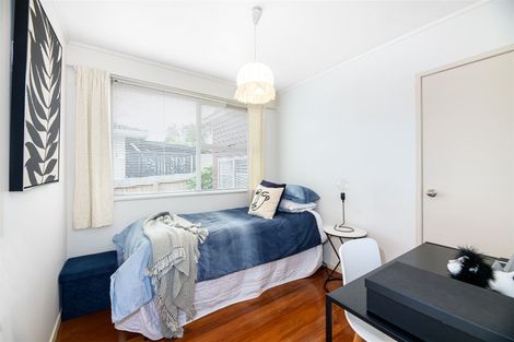 Photo of property in 23 Finlow Drive, Te Atatu South, Auckland, 0610