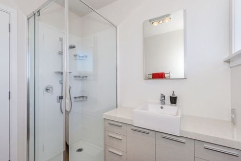 Photo of property in 2/182 Bowhill Road, New Brighton, Christchurch, 8083