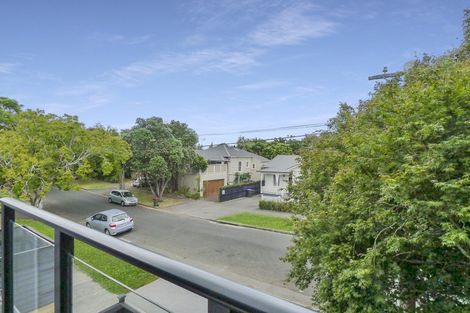 Photo of property in 10a Malvern Road, Morningside, Auckland, 1022