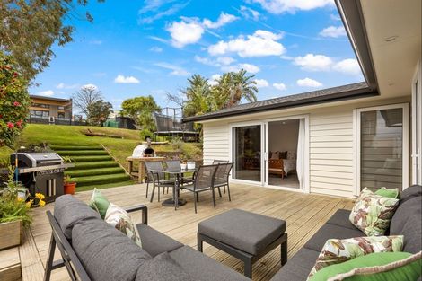 Photo of property in 123 Stanmore Bay Road, Stanmore Bay, Whangaparaoa, 0932