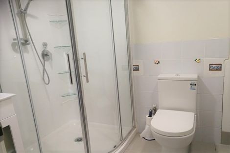 Photo of property in 2/48 Spinella Drive, Bayview, Auckland, 0629