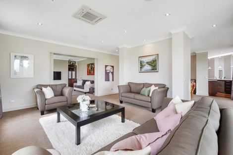 Photo of property in 509 Whitford Road, Whitford, Howick, 2571