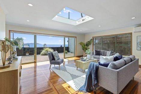 Photo of property in 10 Ocean Parade, Pukerua Bay, 5026