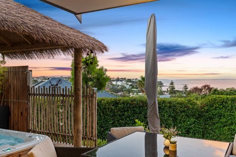 Photo of property in 25 Kowhai Road, Mairangi Bay, Auckland, 0630