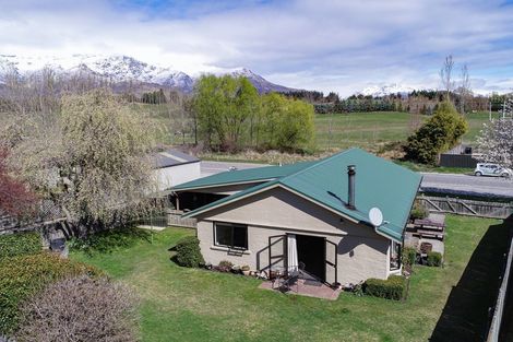 Photo of property in 87 Mcdonnell Road, Arrowtown, 9302
