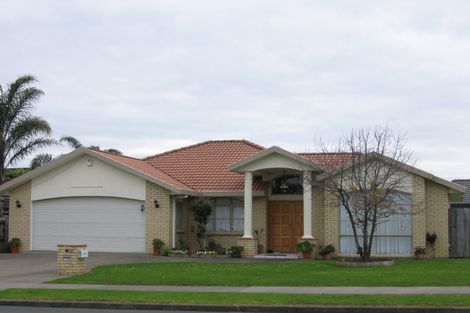 Photo of property in 111 Kilkenny Drive, Dannemora, Auckland, 2016