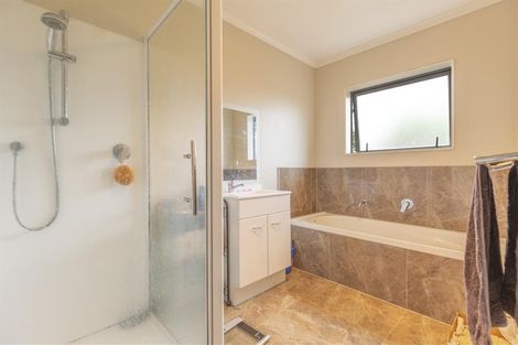 Photo of property in 1 Frank Hewitt Street, Pukekohe, 2120