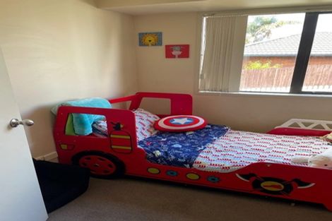 Photo of property in 9 Kumar Place, The Gardens, Auckland, 2105